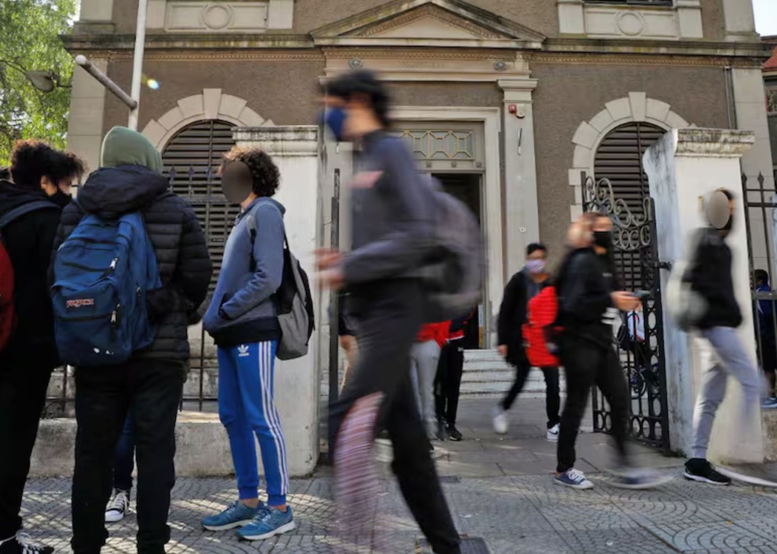 Centrada en el estudiante: cómo será la nueva secundaria que empezará a probarse en 30 escuelas porteñas